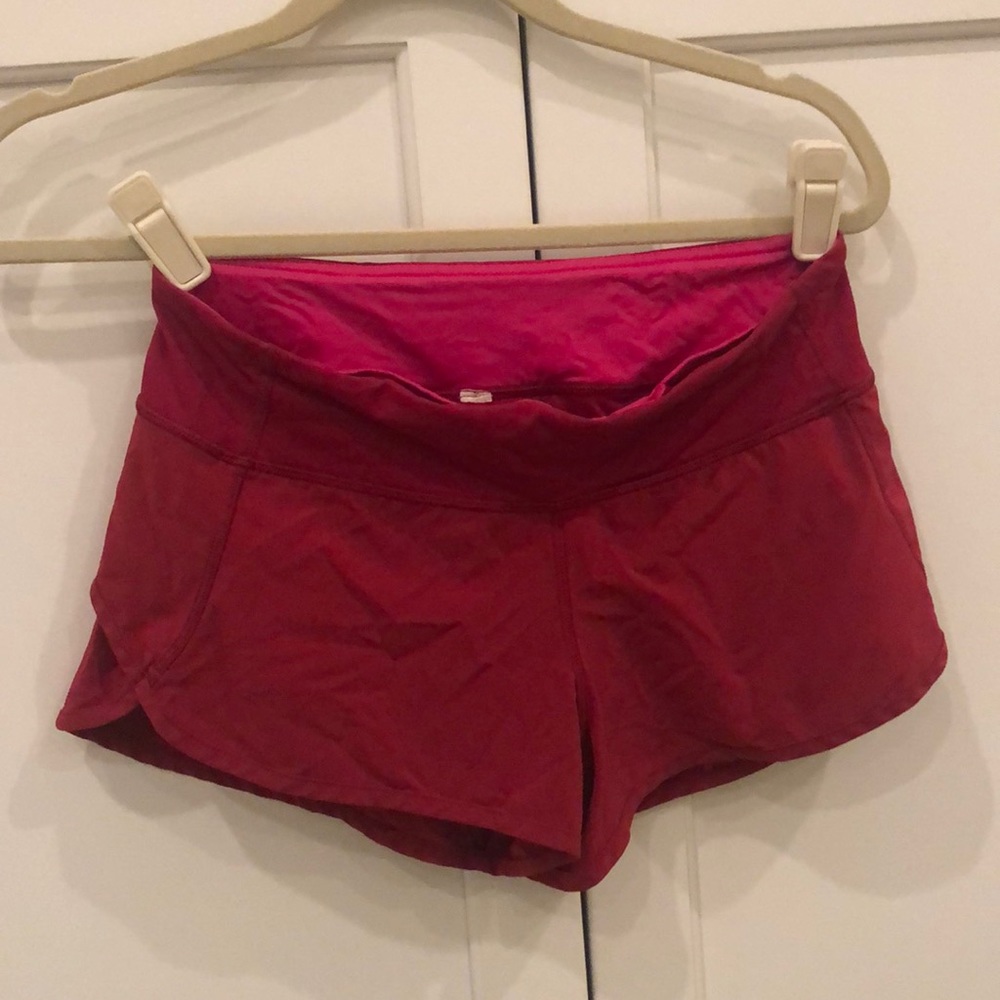 Lululemon shorts size 4